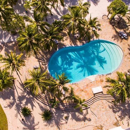 Zumzum Beach House Bed & Breakfast Kinondo Bagian luar foto