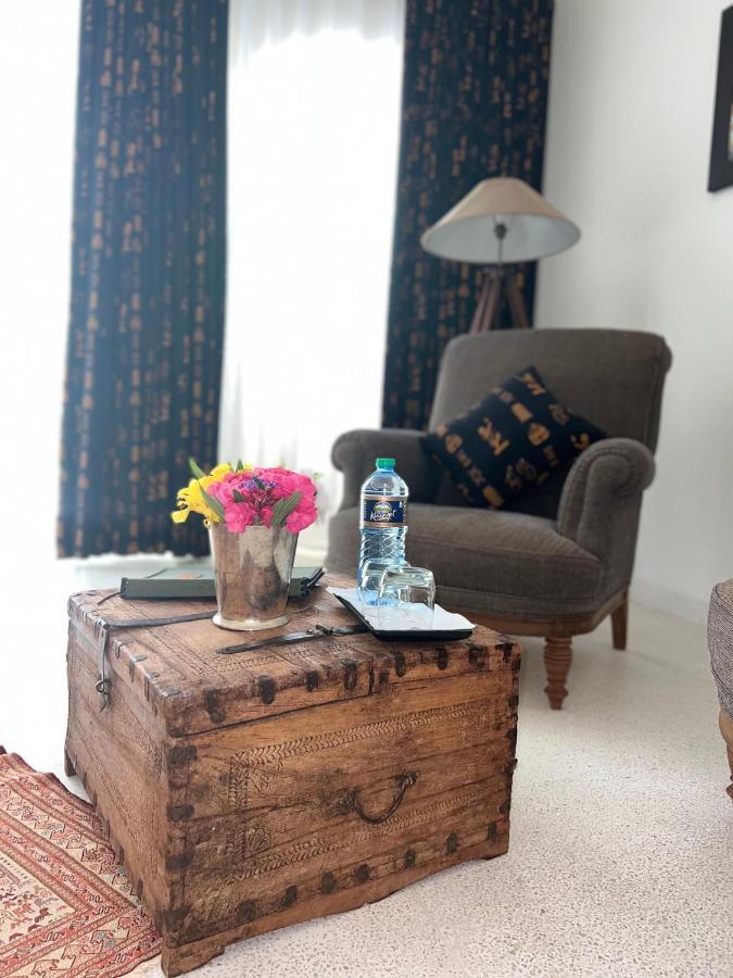 Zumzum Beach House Bed & Breakfast Kinondo Bagian luar foto