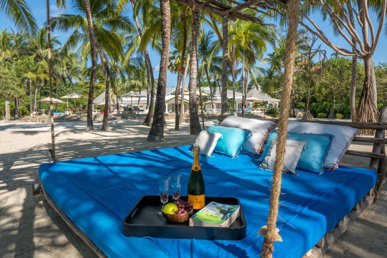 Zumzum Beach House Bed & Breakfast Kinondo Bagian luar foto